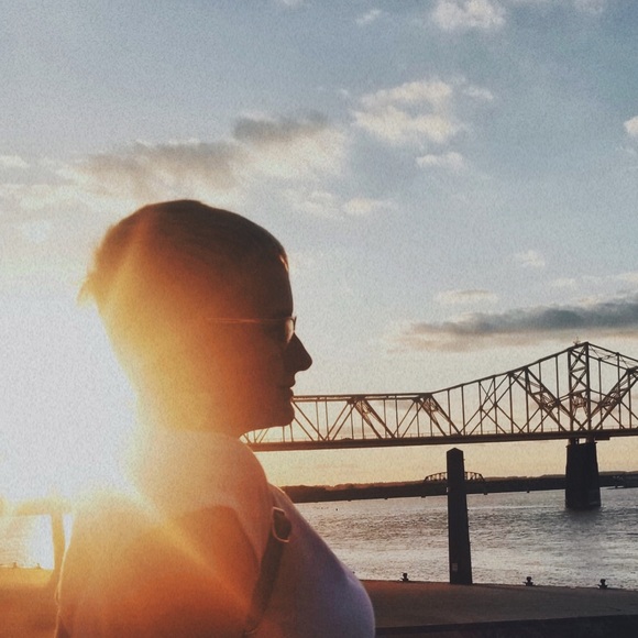 Meet your Posher, Alexis - Picture 1 of 1